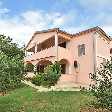 Apartments Marta Starigrad Paklenica Ruang foto