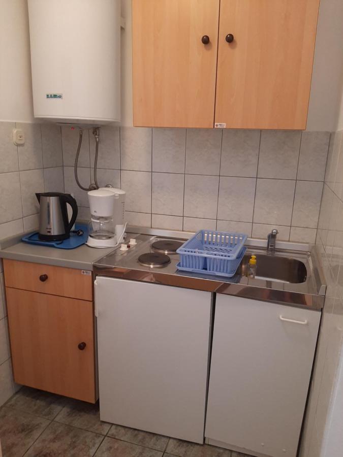 Apartments Marta Starigrad Paklenica Bagian luar foto