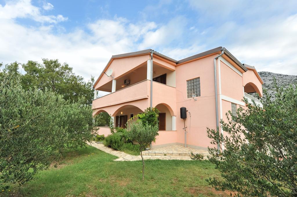 Apartments Marta Starigrad Paklenica Ruang foto